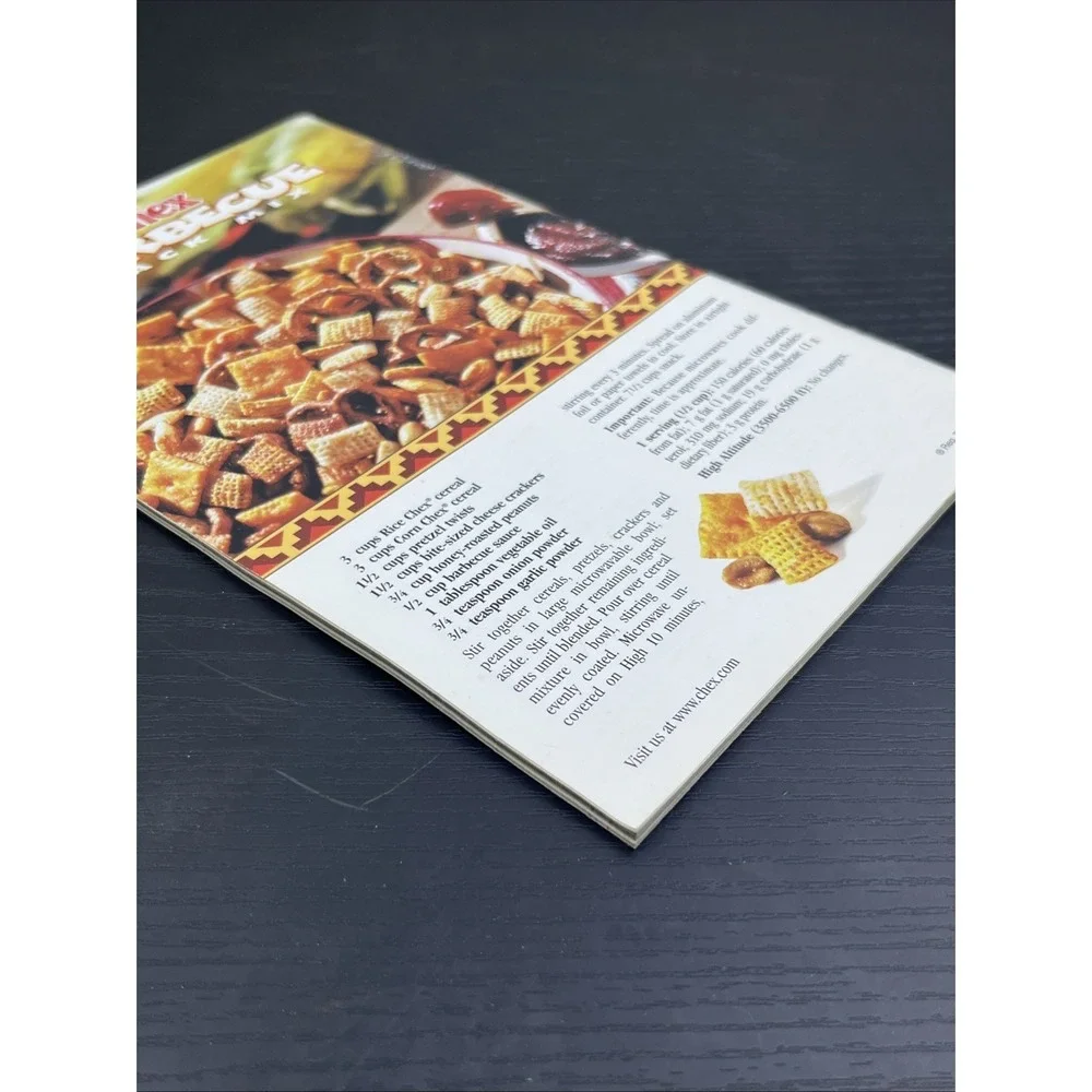Betty Crocker On The Grill 2000 Cookbook Chex Recipes BBQ‎ Booklet